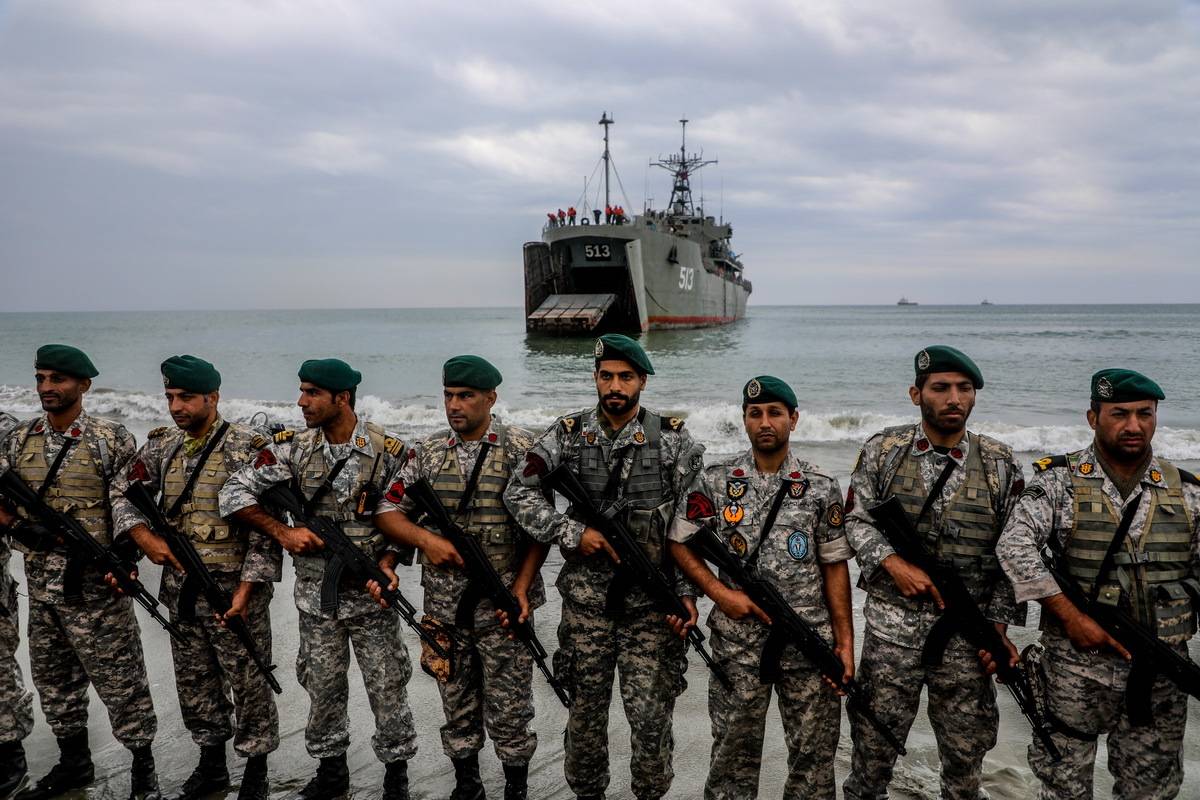 Iranian soldiers take part in an annual military drill in the coast of the Gulf of Oman on December 30, 2022 [Iranian Army/Anadolu Agency]