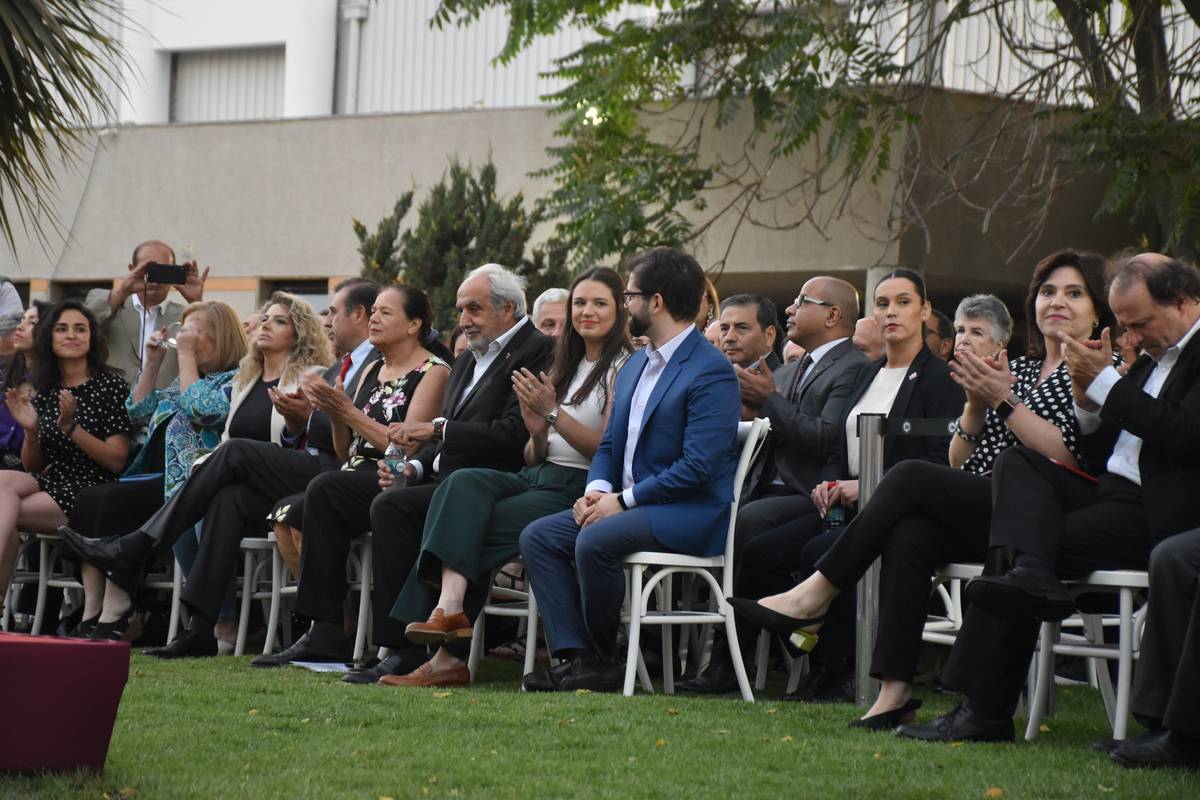 The Chilean President participates in Christmas celebration with the Palestinian community in Santiago, December 2022. [source: Palestinian community in Chile/MEMO]