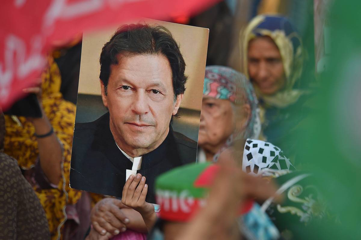 Supporters of Pakistan Tehreek-e-Insaf (PTI) political party of former Pakistani Prime Minister Imran Khan hold an anti-government rally in Karachi, Pakistan, on March 19, 2023 [Yousuf Khan - Anadolu Agency]