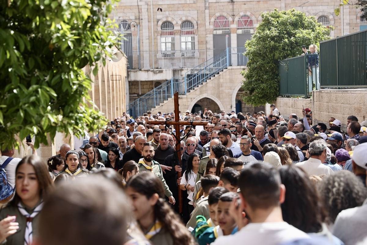Good Friday procession in Jerusalem – Middle East Monitor