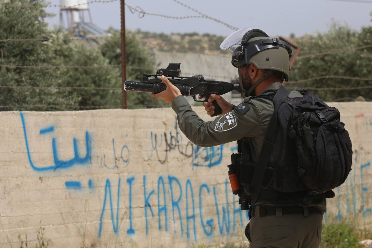 Israeli Forces in the city of Nabulus, West Bank [Nedal Eshtayah - Anadolu Agency]