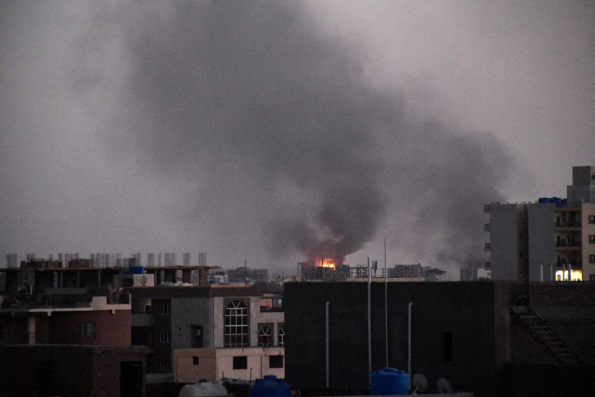 A smoke rises after an intense shelling and gunfights between soldiers and gunmen from the paramilitary Rapid Support Forces in Sudan on April 21, 2023 [Ömer Erdem/Anadolu Agency]