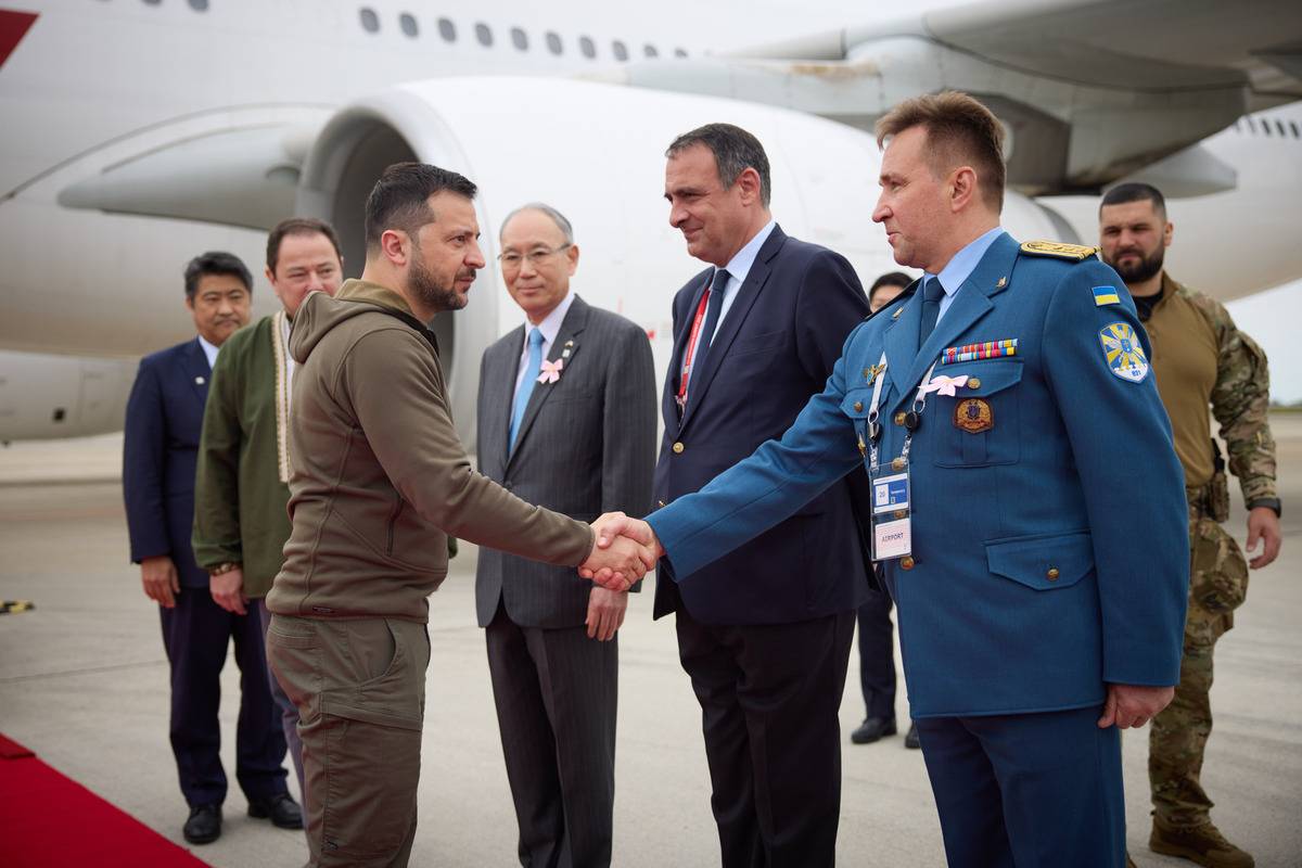 Ukrainian President Vladimir Zelenskiy arrives in Hiroshima, Japan to attend G7 Leaders' summit on May 20, 2023. [Ukrainian Presidency/Handout - Anadolu Agency]