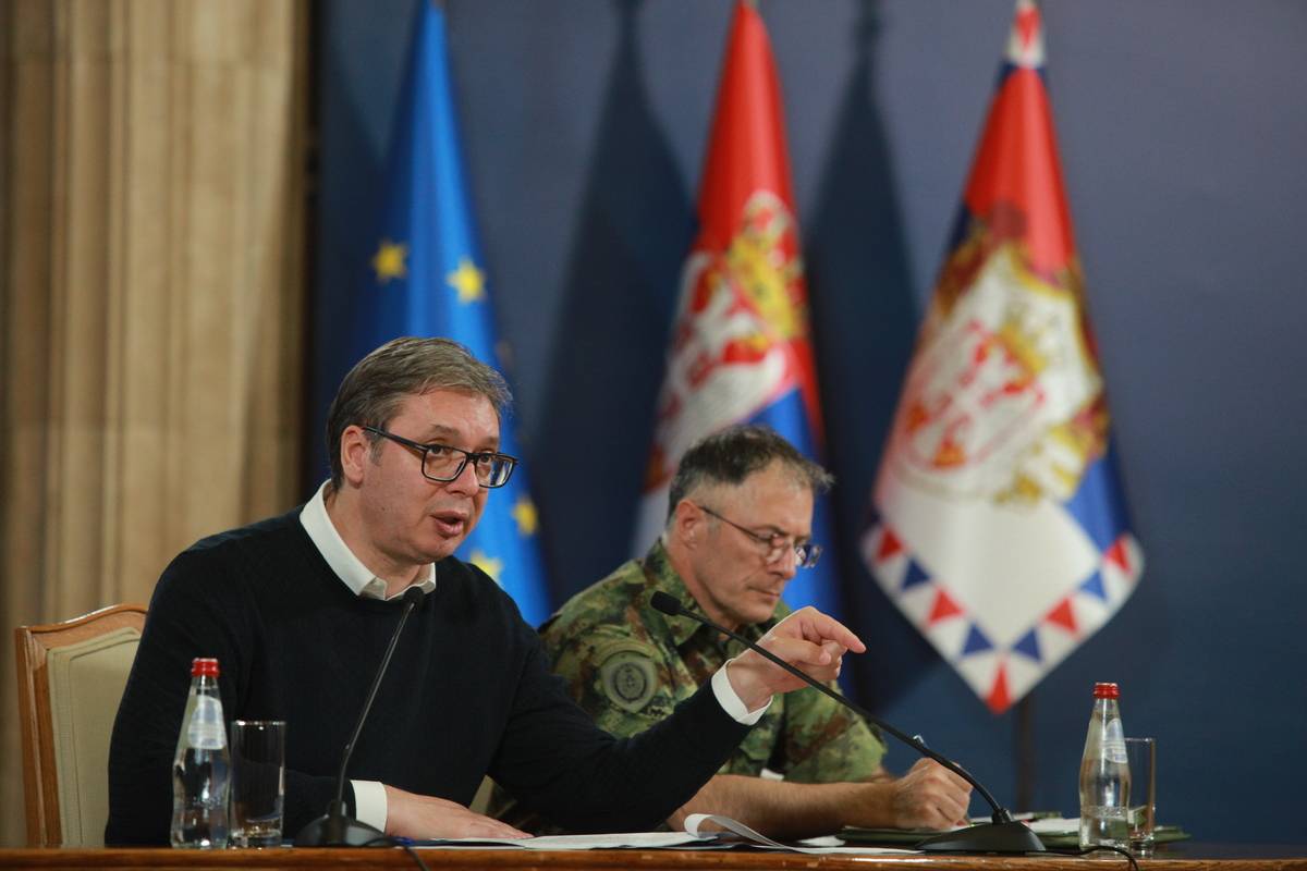 Serbian President Aleksandar Vucic holds press conference amid tensions ...
