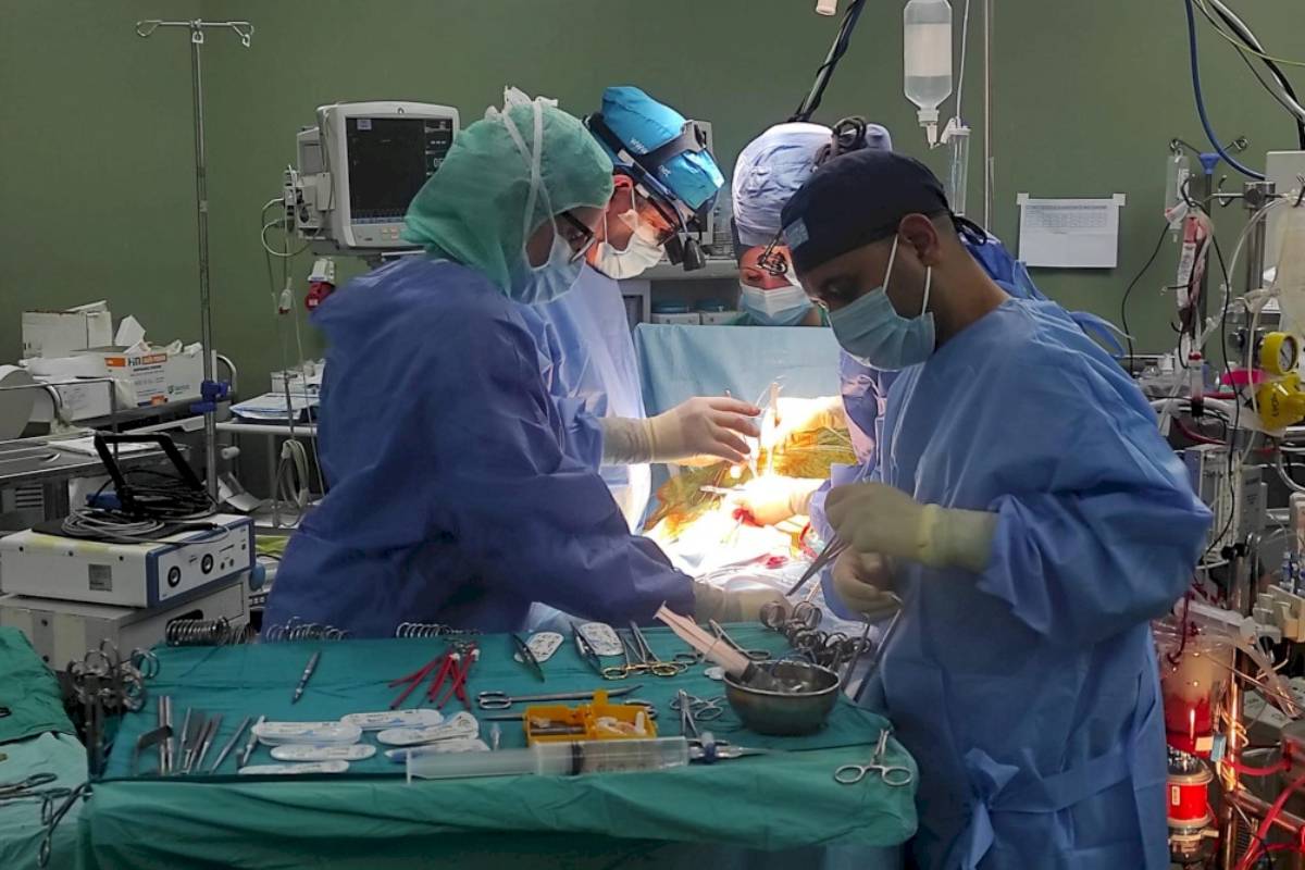 Gaza: Italian cardiac surgeons operate on critically ill Palestinian children