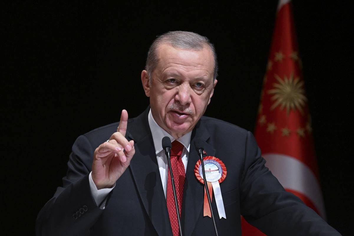 Turkish President Recep Tayyip Erdogan speaks during the 10th Term Joint Command and Staff Training, 5th Term Command and Staff Training and 12th Term Headquarters Officer Training Graduation Ceremony at National Defense University, in Istanbul, Turkiye on July 07, 2023 [Arif Hüdaverdi Yaman - Anadolu Agency]