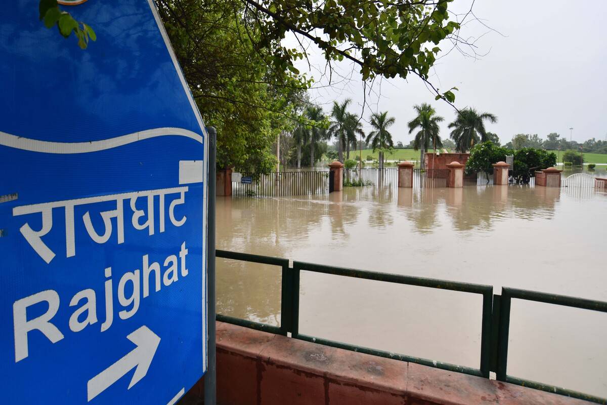 Reach Raj Flood waters reach Raj Ghat in Delhi – Middle East Monitor