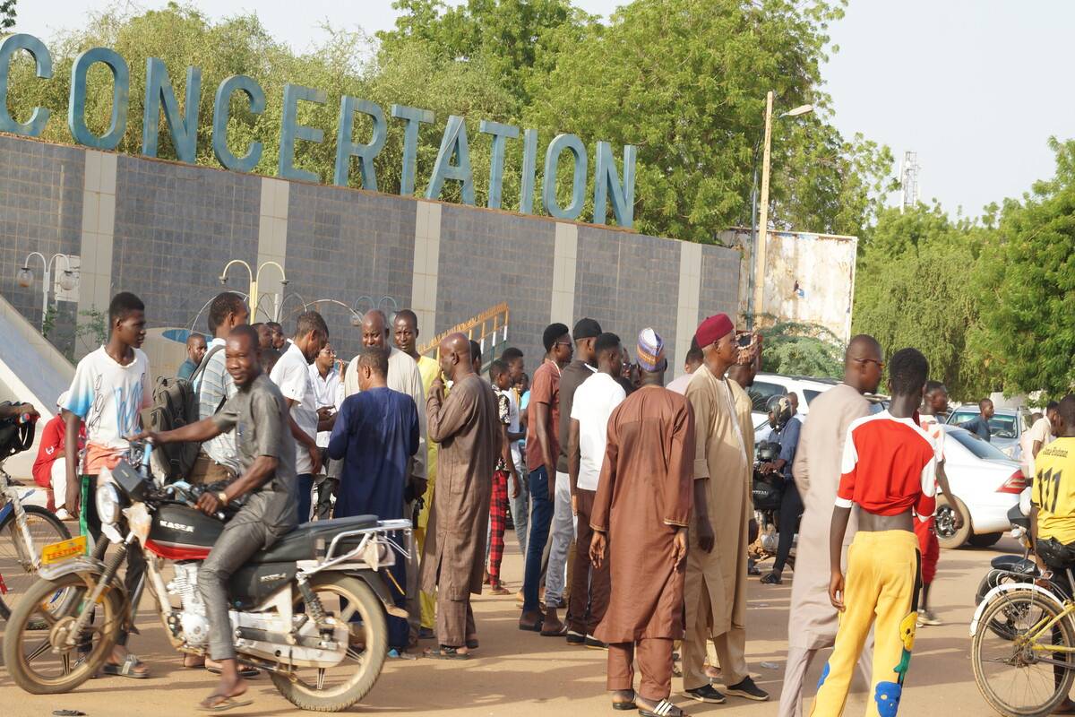 Citizens move on the street with motorcycles as daily life continues in Niamey, Niger on July 26, 2023 [Balima Boureima - Anadolu Agency]