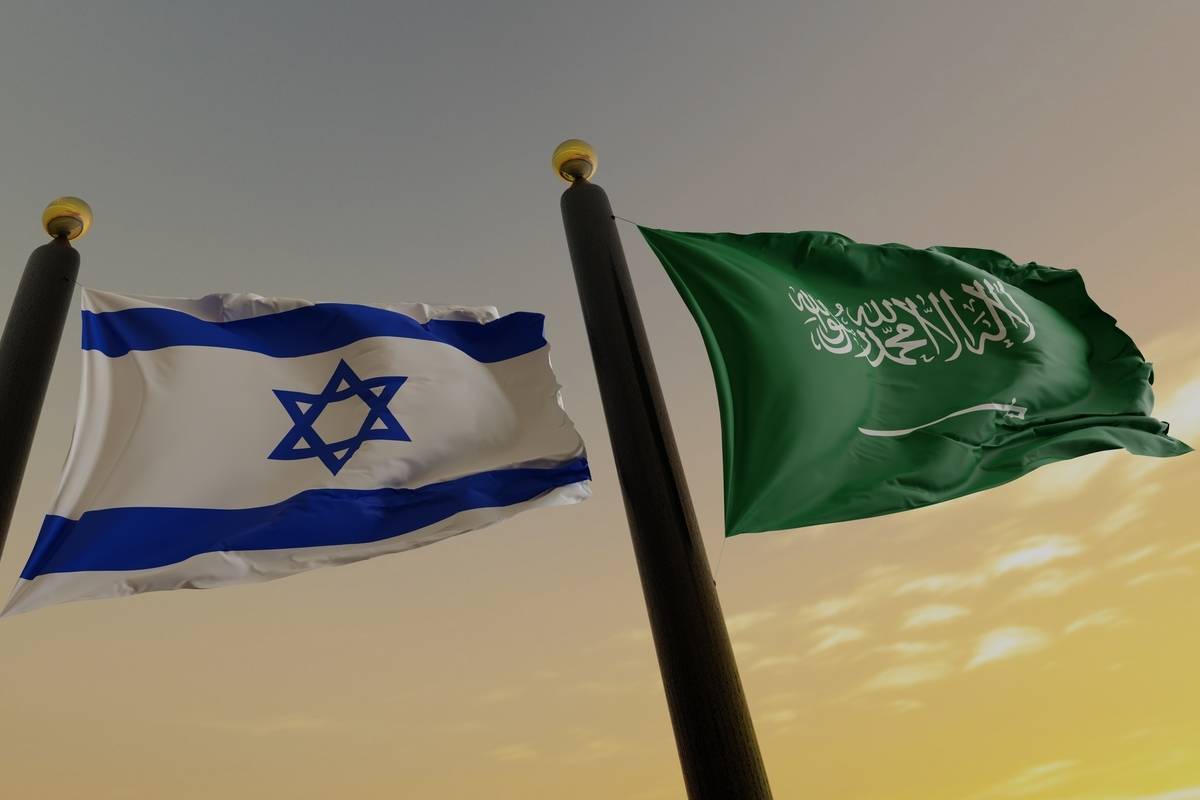 Flags of Israel and Saudi Arabia