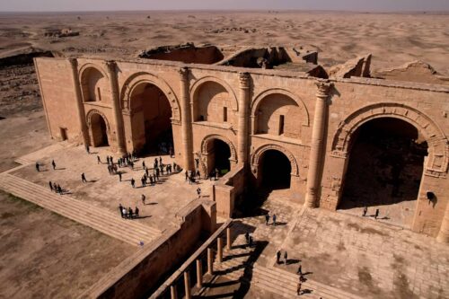 Iraq launches campaign to clean ancient city of Hatra