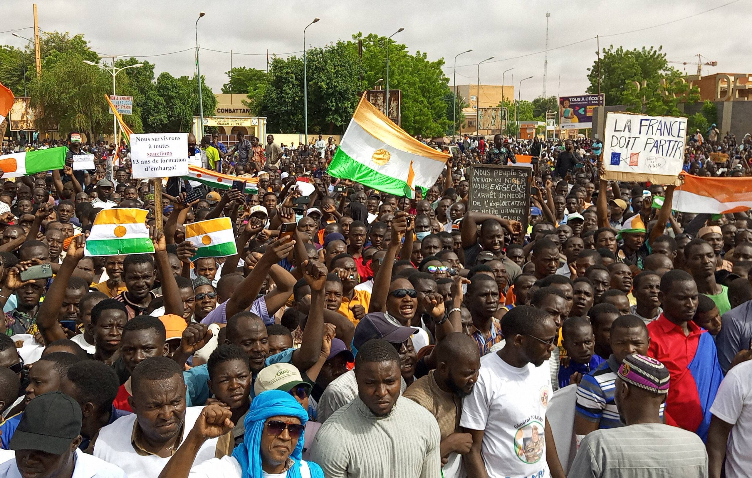 Coup supporters gather to stage a demonstration to protest the decision of the Economic Community of West African States (ECOWAS) countries to sanction Niger and to support the army, in Niamey, Niger on August 3, 2023 [Balima Boureima/Anadolu Agency]