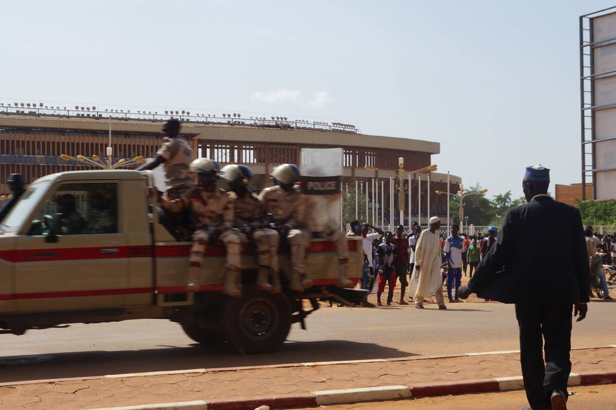 Civilians gather to join the Army in front of the stadium as recruitment for a civilian militia force called the Volunteers for the Defense of Niger (VDN) commenced in Niamey, Niger on August 19, 2023 [Balima Boureima - Anadolu Agency]