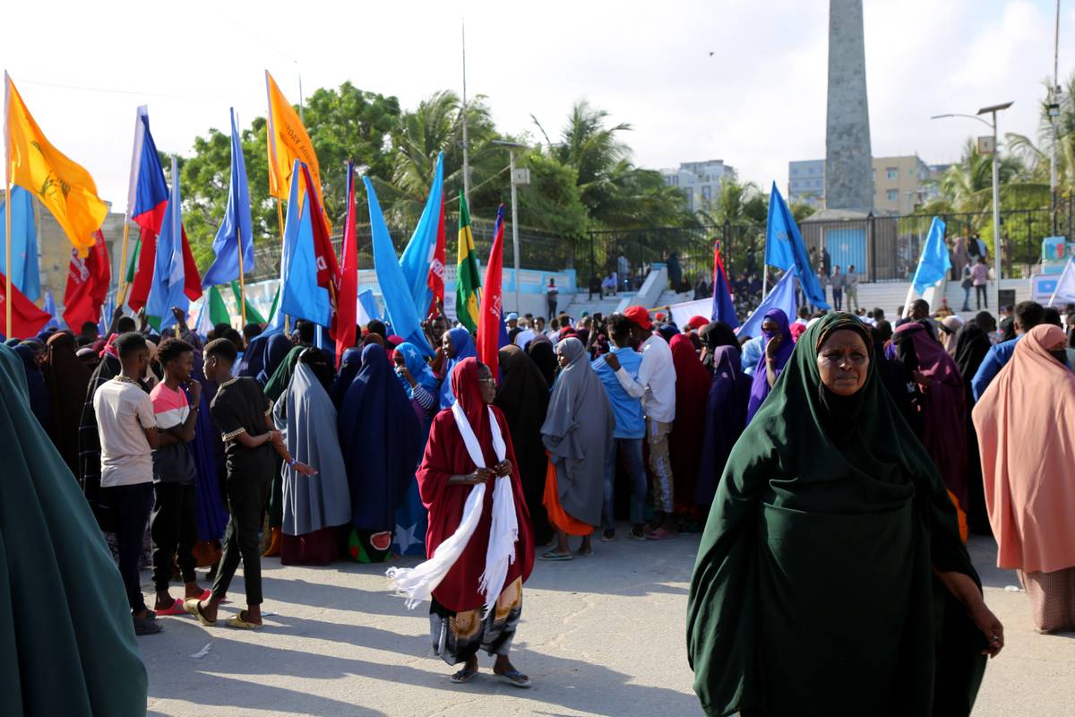 Somalis gathered to support the army troops' operations against the terrorist organization 'Al-Shabaab', in Mogadishu, Somalia on September 03, 2023 [Abukar Muhudin/Anadolu Agency]