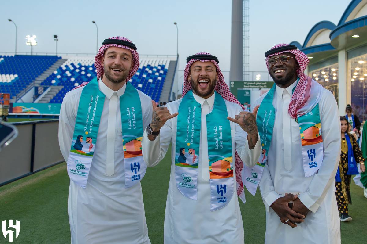 Neymar (C) of Al Hilal dressed in traditional Arabic clothes on the occasion of September 23 Saudi National Day, in Riyadh, Saudi Arabia on September 23, 2023. [Al Hilal FC - Anadolu Agency]