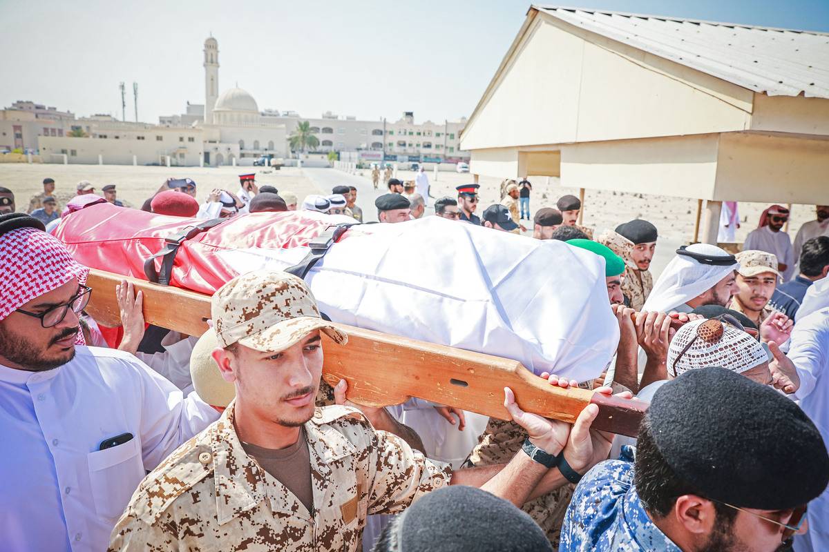 Relatives of Bahraini soldier Mubarak Al-Kubaisi and Bahraini soldiers attend the funeral of Al-Kubaisi in Muharraq, Bahrain on September 26, 2023. [Ayman Yaqoob - Anadolu Agency]