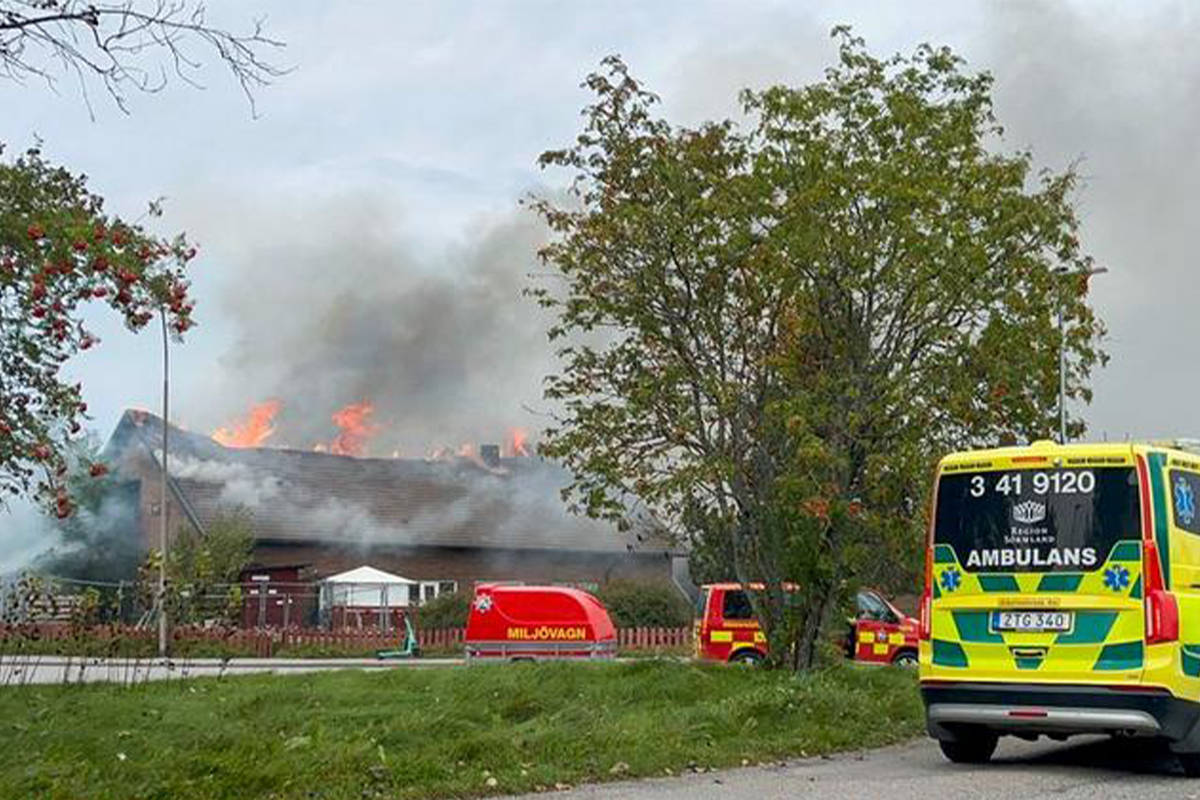 A fire caused heavy damage to a mosque in the city of Eskilstuna, in south-eastern Sweden on 25 September, 2023 [@Harry1964676/X]