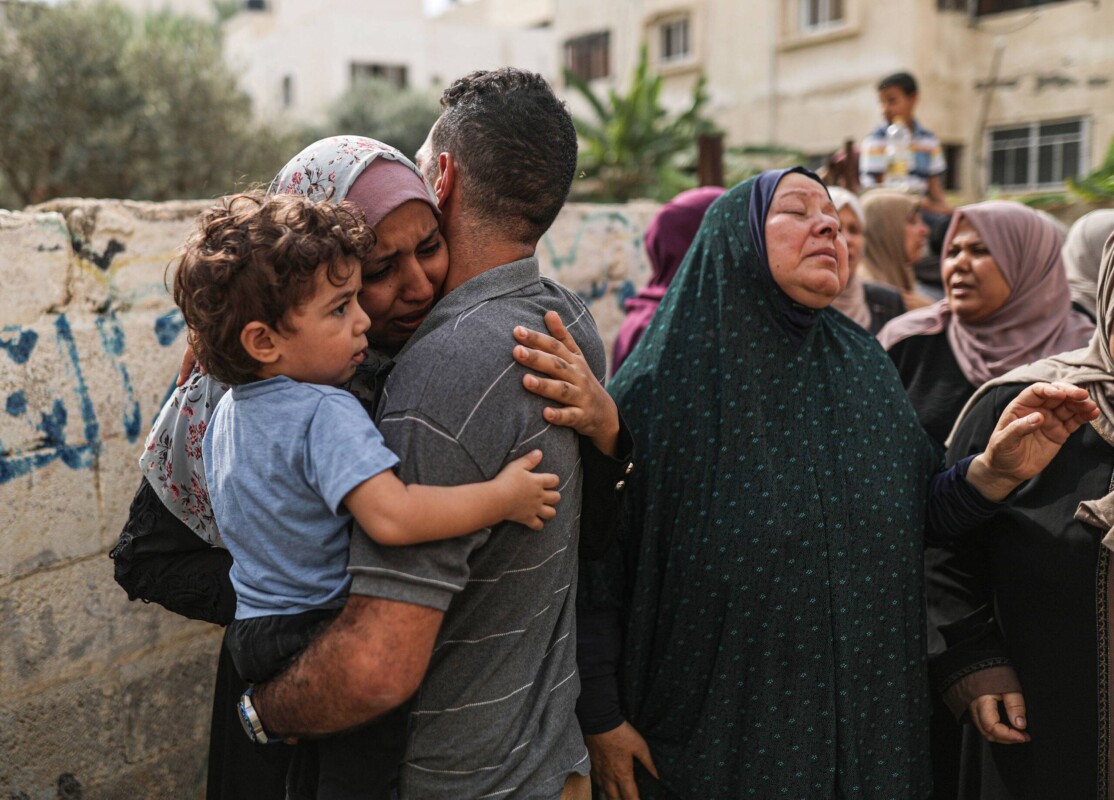Palestinians mourn after 8 members of Shamlah family killed in Israeli airstrikes, as a funeral held in Gaza City, Gaza on 09 October 2023 [Mustafa Hassona - Anadolu Agency]
