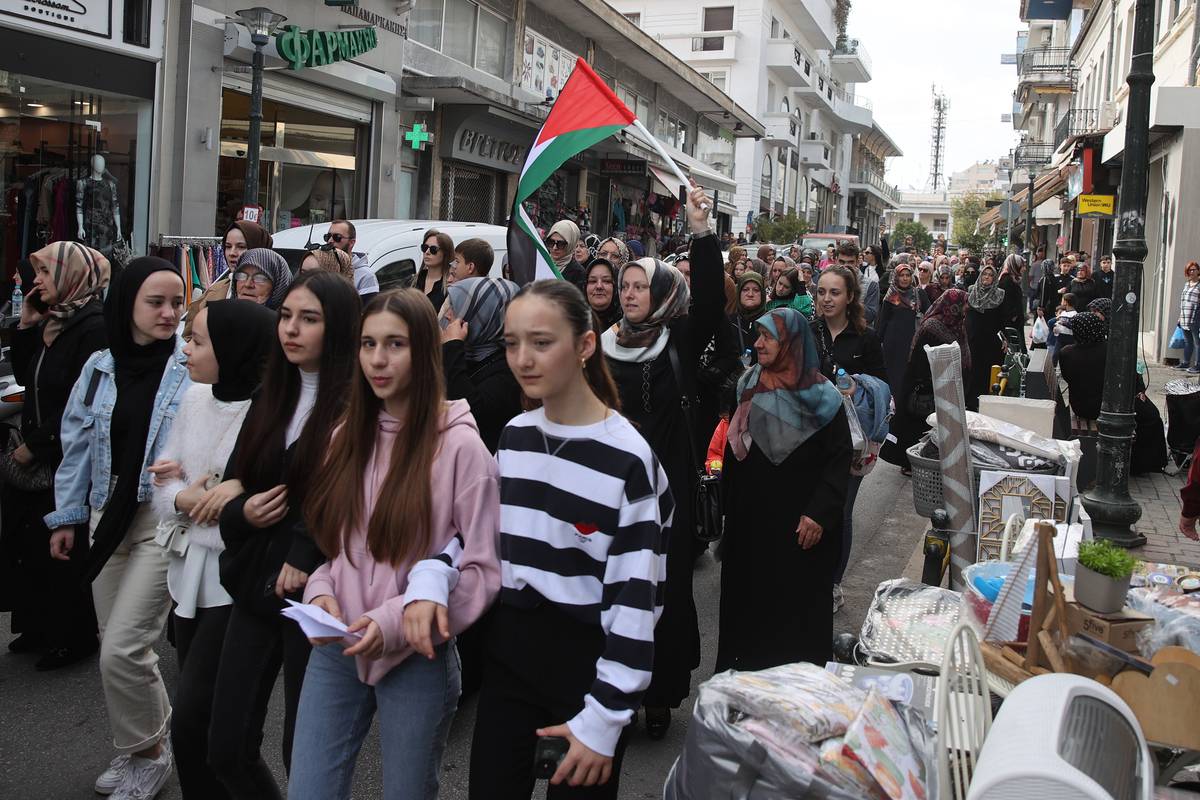 People gather at the Xanthi square to protest Israeli airstrikes on Gaza Strip on October 21, 2023 in Xanthi, Greece [Ayhan Mehmet - Anadolu Agency]