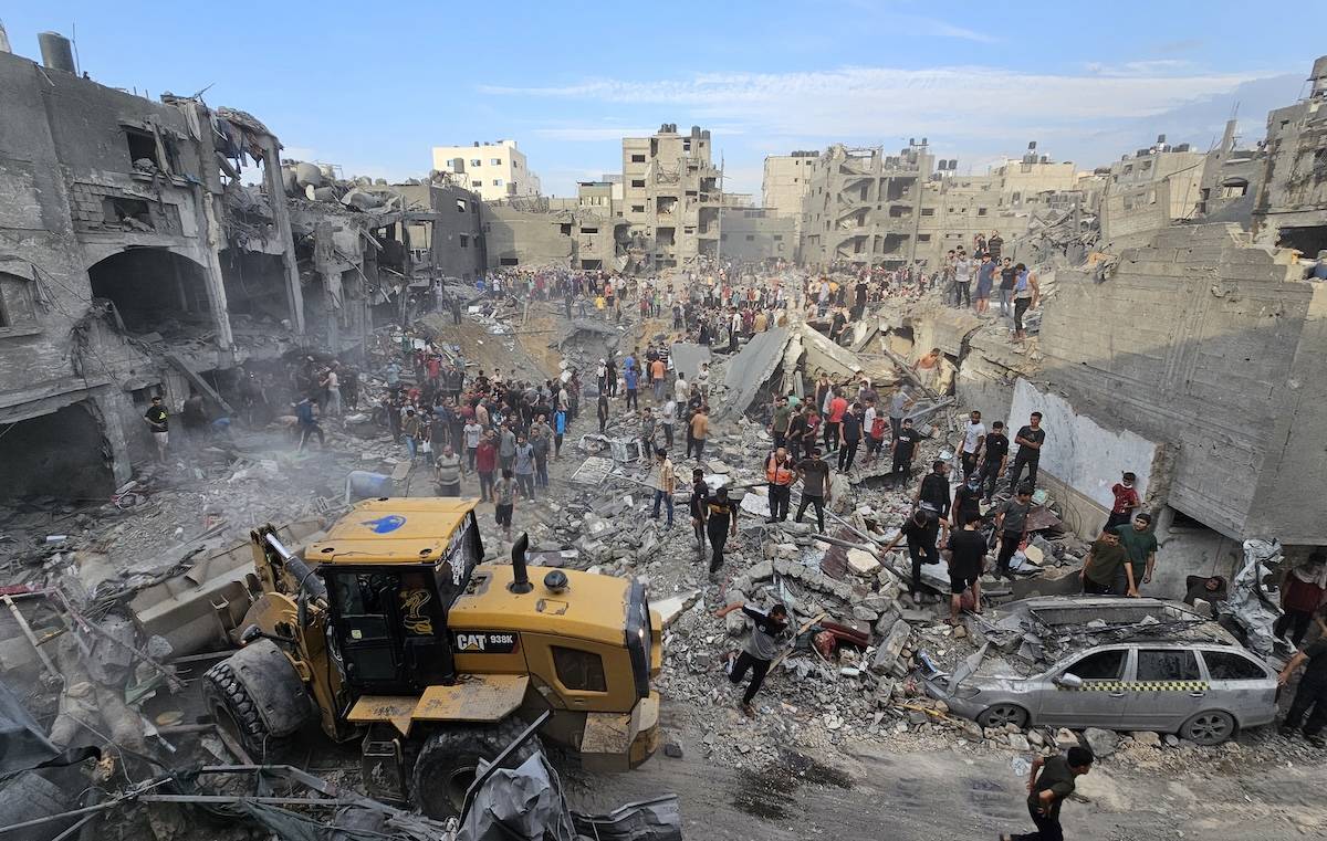 A view from the area after Israeli airstrikes on Jabalia refugee camp in northern Gaza, on October 31, 2023 [Stringer - Anadolu Agency]