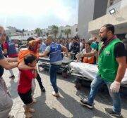 Israel's warplanes target Al-Sousi Mosque in Gaza City on October 09, 2023. [Mohammed Asad/Middle East Monitor]