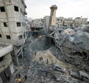 Israeli warplanes blow up the Yarmouk Mosque in Gaza city on October 09, 2023. [Mohammed Asad/Middle East Monitor]