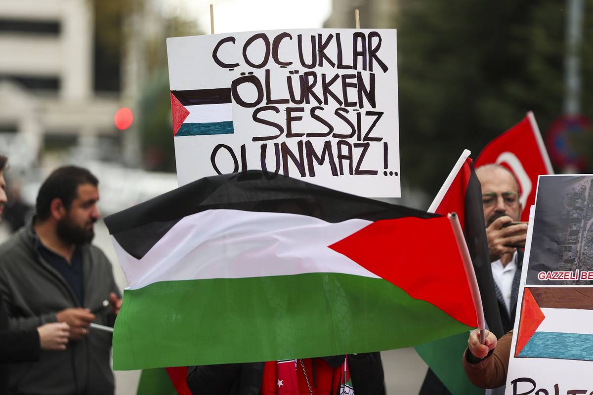 People, holding banners, gather to protest against the visit of US Secretary of State Antony Blinken near the US Embassy building in Ankara, Turkiye on November 06, 2023 [Dilara İrem Sancar - Anadolu Agency]