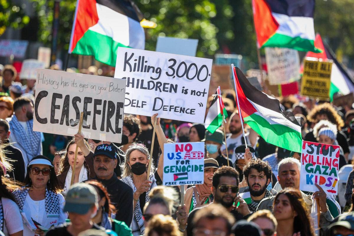 Thousands of pro-Palestinian protesters march down Market Street after a rally as part of an International Day of Solidarity with Palestine, in San Francisco on Saturday, Nov 4, 2023 [Ray Chavez/MediaNews Group/The Mercury News via Getty Images]
