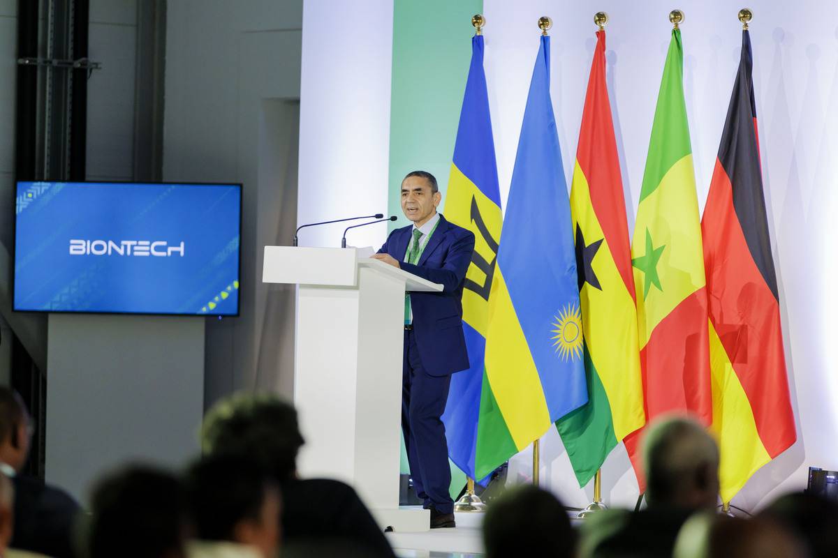BioNTech opens Africa’s first mRNA Vaccine Manufacturing Facility in ...