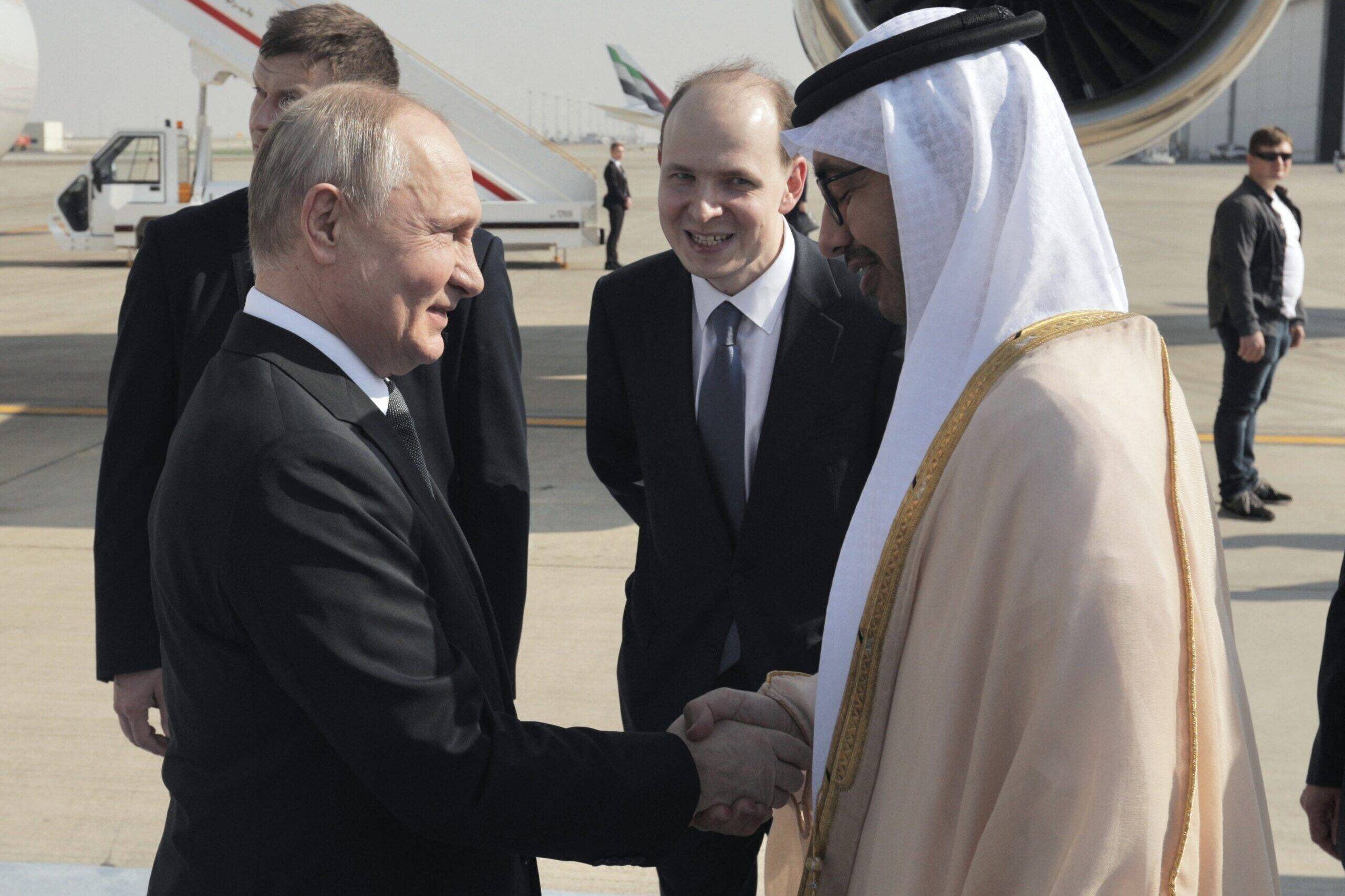 TOPSHOT-CORRECTION / UAE-RUSSIA-POLITICS-DIPLOMACY