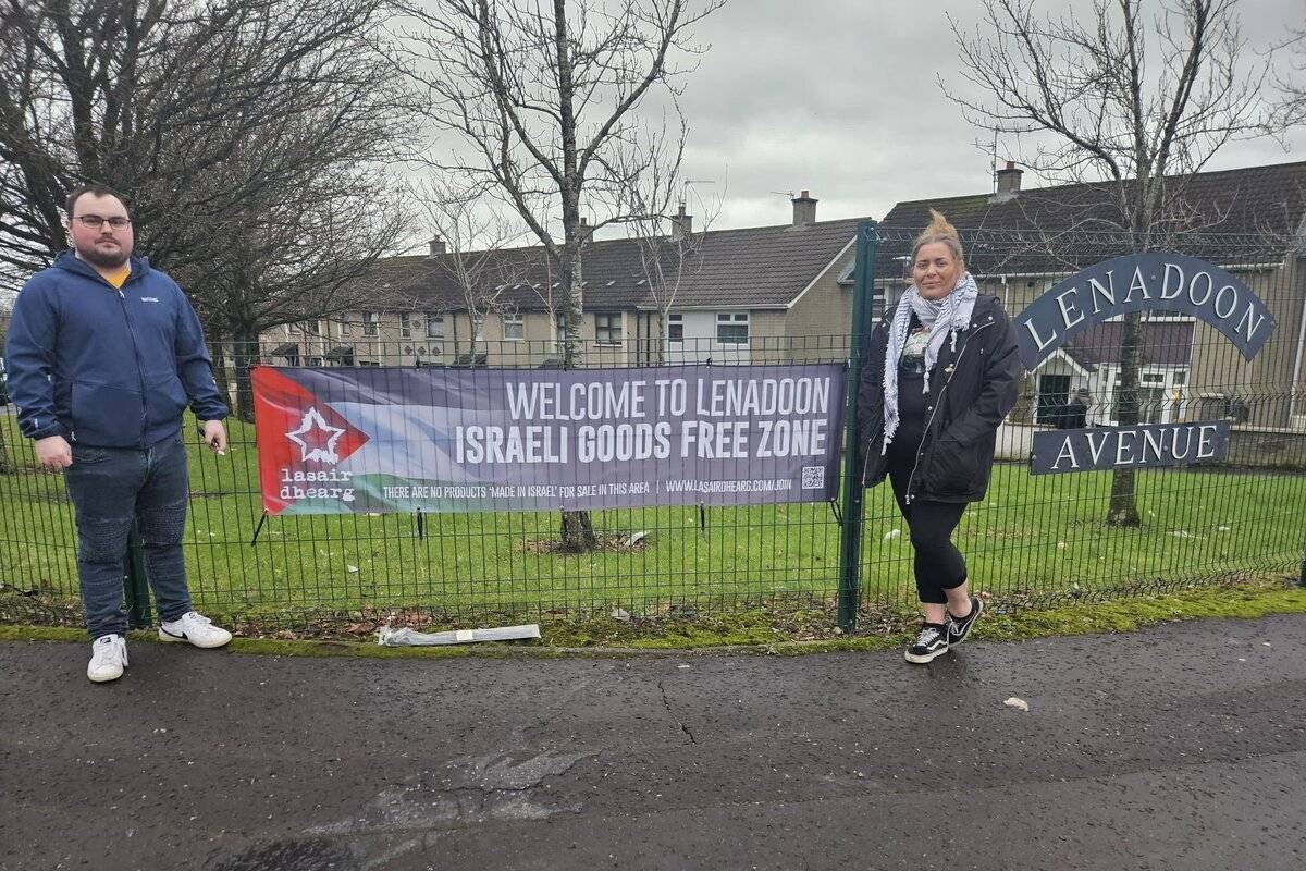 West Belfast declares 'Israeli Goods Free Zones'. [@LasairDhearg/Twitter]
