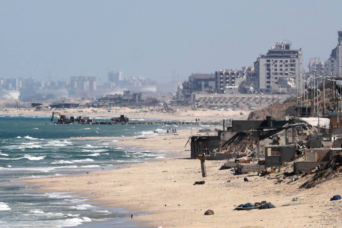 A view of the construction site as works for a temporary port off Gaza are ongoing on March 15, 2024. [Ashraf Amra - Anadolu Agency]