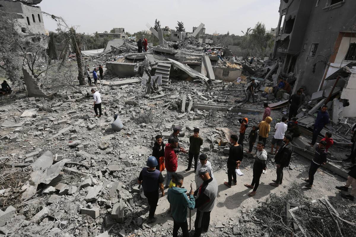 A view of damaged building belonging to the Musa family at Maghazi refugee camp after Israeli attack in Deir al-Balah, Gaza on March 29, 2024. [Ashraf Amra - Anadolu Agency]