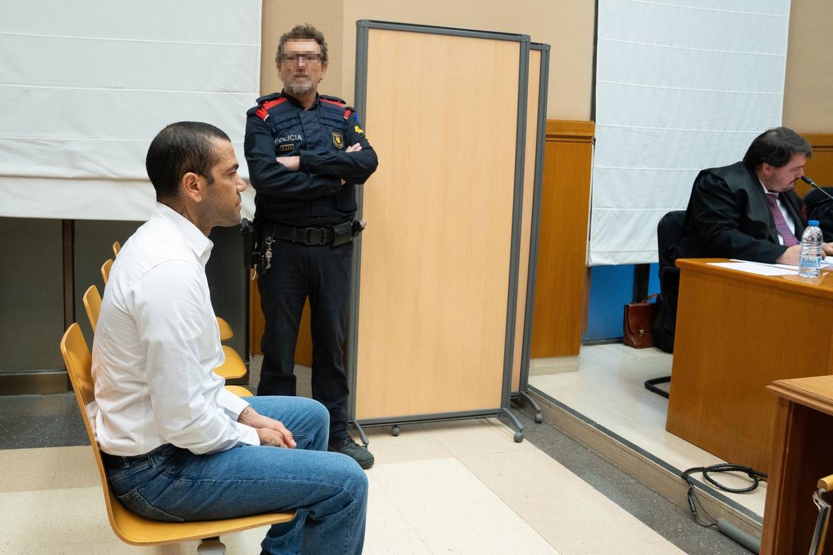 Former soccer player Dani Alves during a trial at the Barcelona Court in Barcelona, Catalonia, Spain on February 5, 2024. [Photo By EUROPA PRESS/D.Zorrakino. POOL via Getty Images]