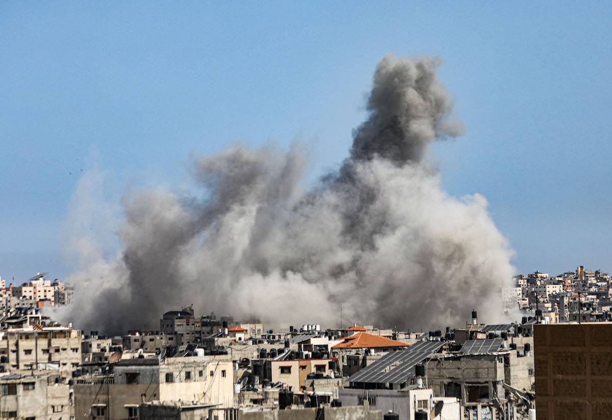 Smoke rises at al-Daraj neighbourhood after Israeli attack, in Gaza City, Gaza on April 22, 2024. [Dawoud Abo Alkas - Anadolu Agency]