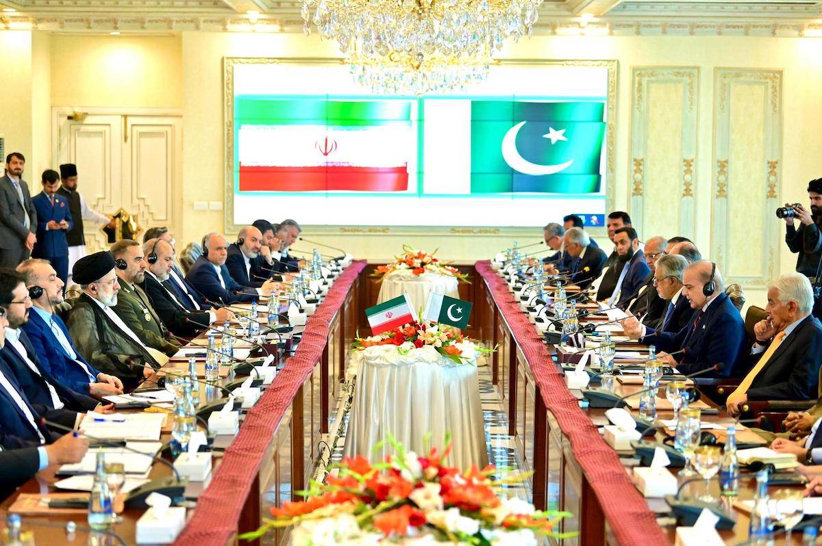 Iranian President Raisi in Pakistan – Middle East Monitor