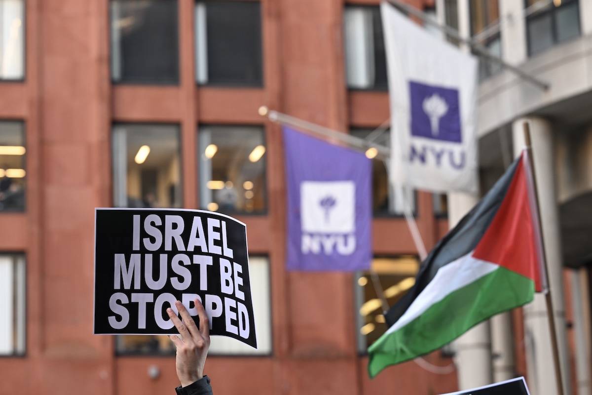 Students at New York University (NYU) continue their demonstration on campus in solidarity with the students at Columbia University and to oppose Israel's attacks on Gaza, in New York, United States on April 22, 2024. [Fatih Aktaş - Anadolu Agency]