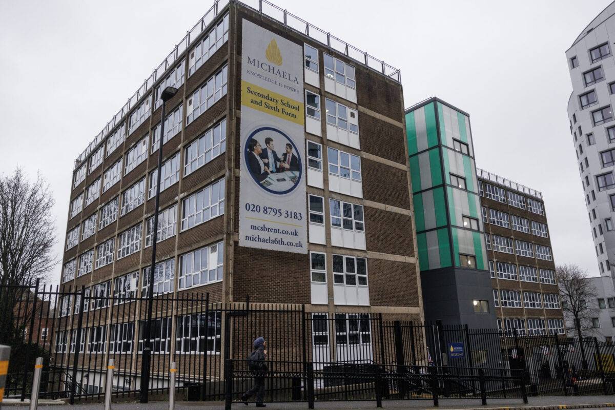 Michaela Community School Taken To High Court Over Prayer Ban