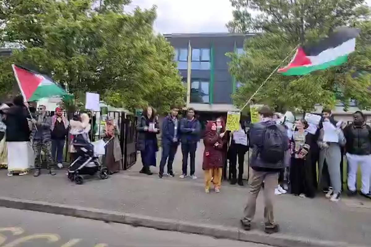 80 students walk out of London high school protesting pro-Israel MP