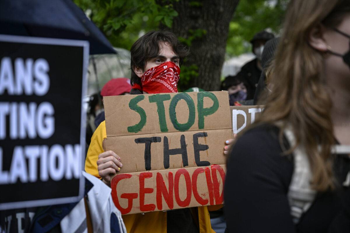 Students at George Washington University gather to protest against the attacks in Gaza and show support for Palestinians by chanting slogans in Washington, D.C., United States on April 26, 2024 [Celal Güneş/Anadolu Agency]