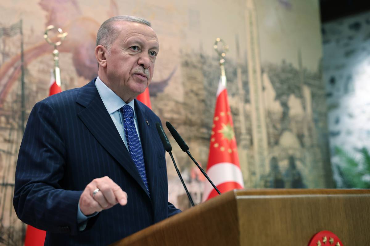 Turkish President Recep Tayyip Erdogan makes statements after receiving the members of the Board of Directors of the Independent Industrialists' and Businessmen's Association (MUSIAD) at the Dolmabahce Palace working office in Istanbul, Turkiye on May 03, 2024. [TUR Presidency/Murat Cetinmuhurdar - Anadolu Agency]