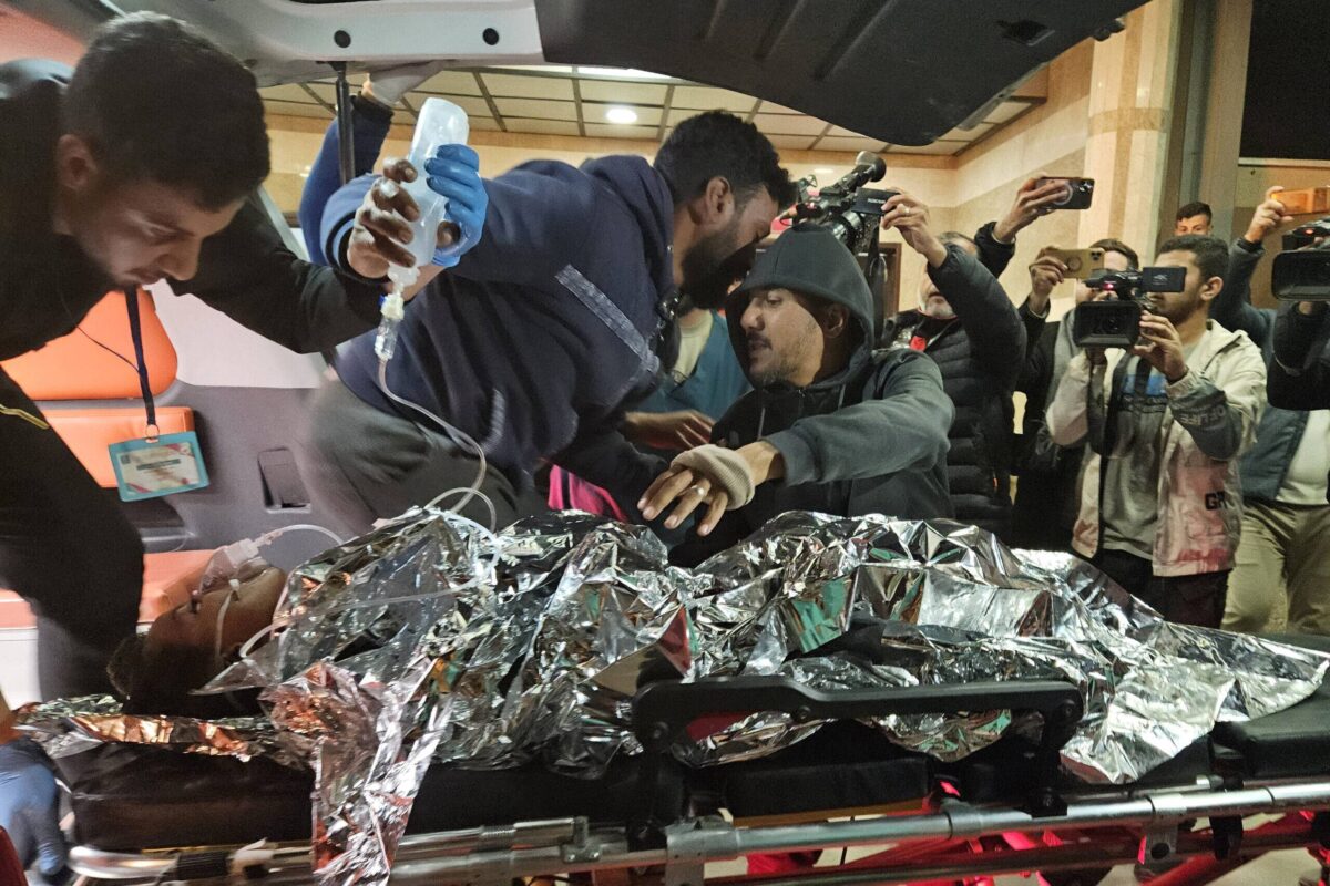 The bodies and injured Palestinians are brought to Nasser Hospital following the Israeli army attack on tents sheltering displaced Palestinians at al-Mawasi area in Khan Yunis, Gaza on January 7, 2025 [Hani Alshaer - Anadolu Agency]