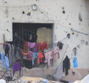 Palestinians use Gaza’s ruins to dry their laundry, on 11 April 2024 [Mohammed Asad/Middle East Monitor]