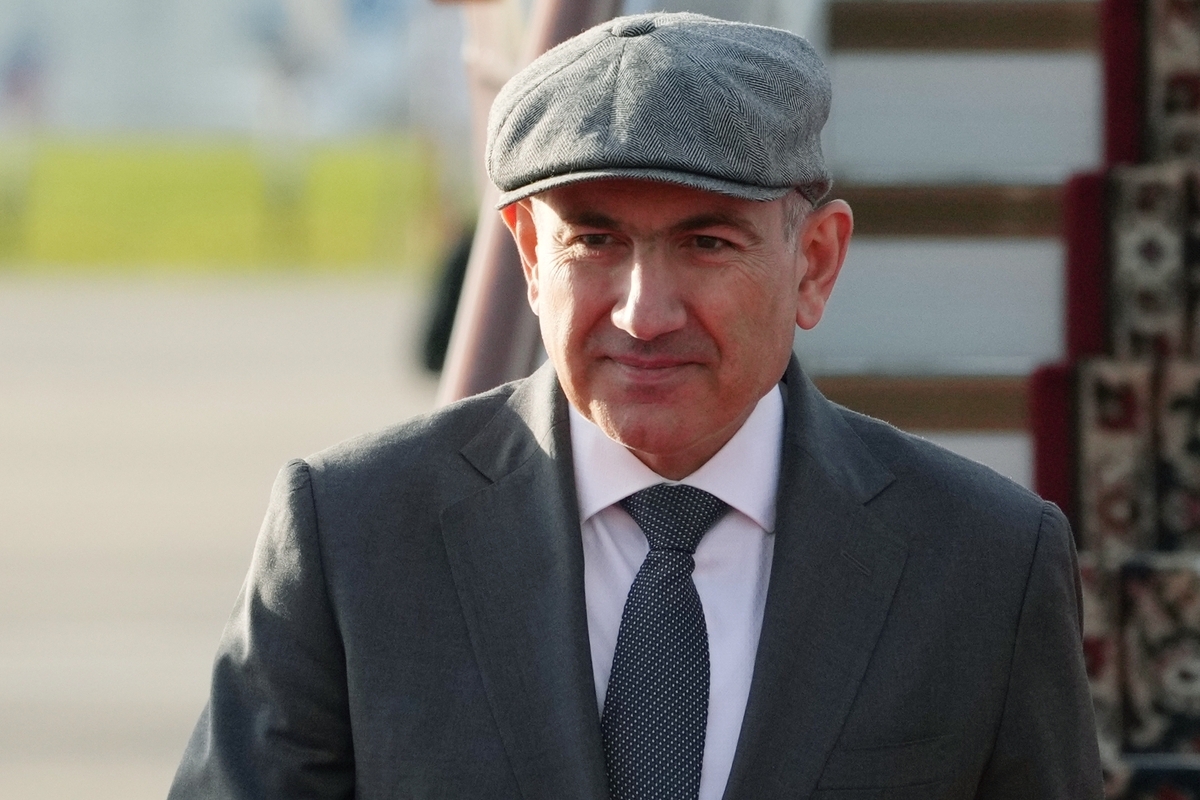 Prime Minister of Armenia Nikol Pashinyan in Moscow, Russia on May 8, 2025. [Alexander Vilf / RIA Novosti - Anadolu Agency]