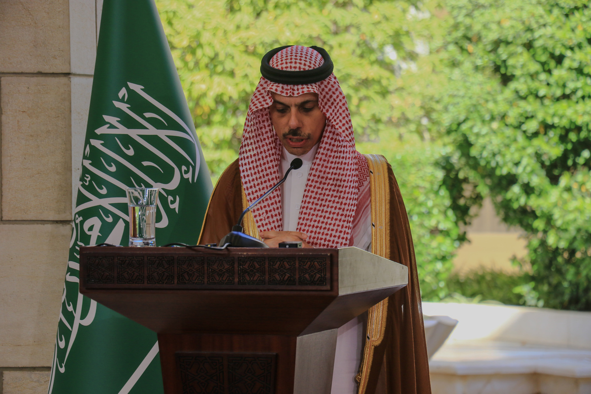 Saudi foreign minister visits Syria for high-level talks