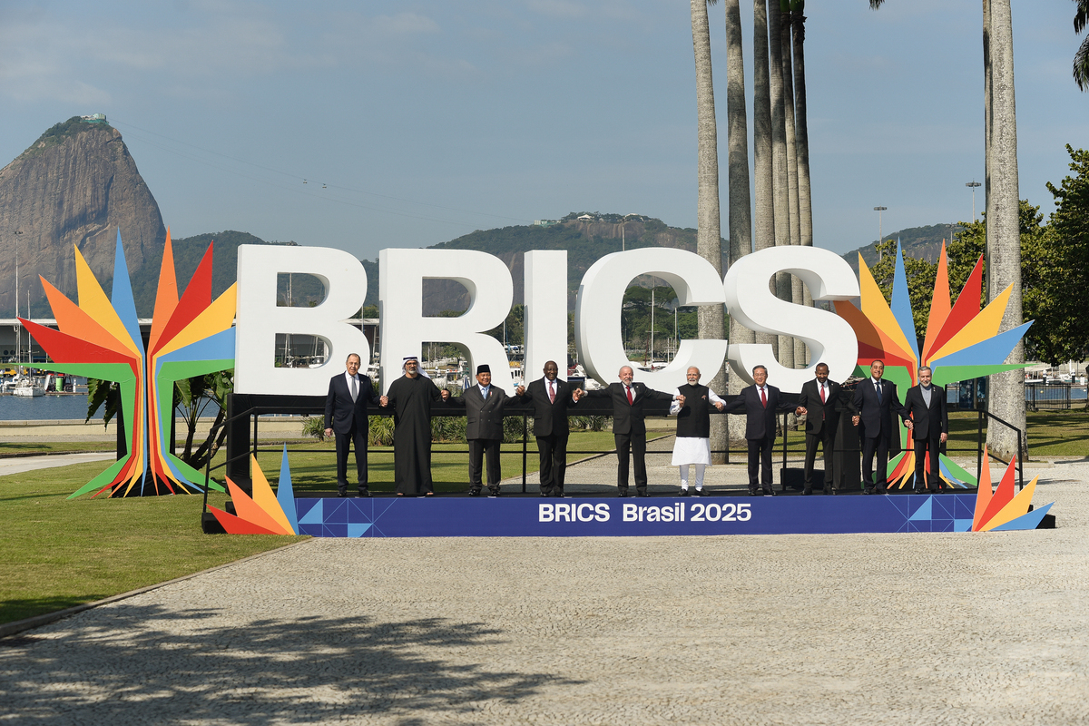 Heads of state from BRICS nations attend a meeting at the Museum of Modern Art (MAM) during the BRICS Summit in Rio de Janeiro, Brazil, on July 06, 2025. [Fabio Teixeira - Anadolu Agency]