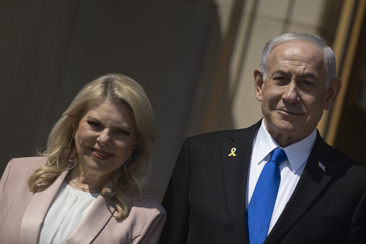 Prime Minister of Israel Benjamin Netanyahu (R) and his wife Sara Netanyahu (L) at the Pentagon in Washington, United States on July 9, 2025. [Celal Güneş - Anadolu Agency]