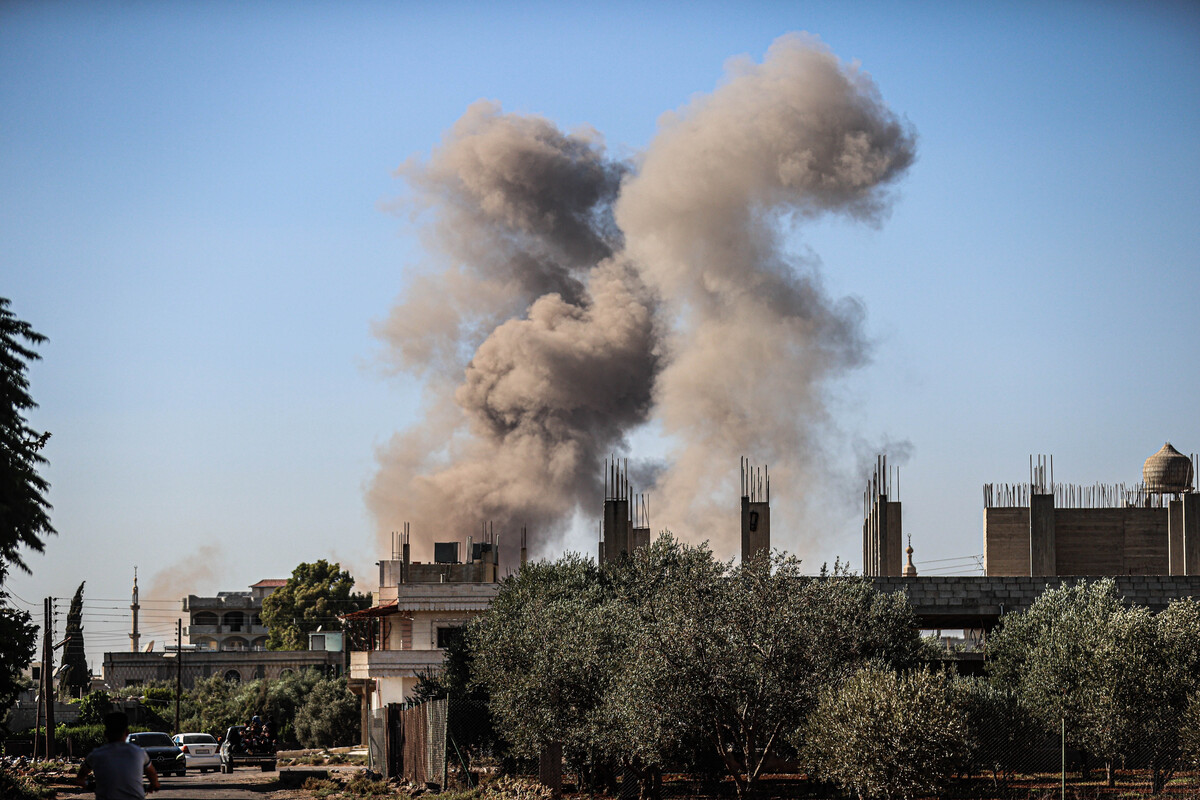 Israel conducts intensive air, ground operations in southern Syria