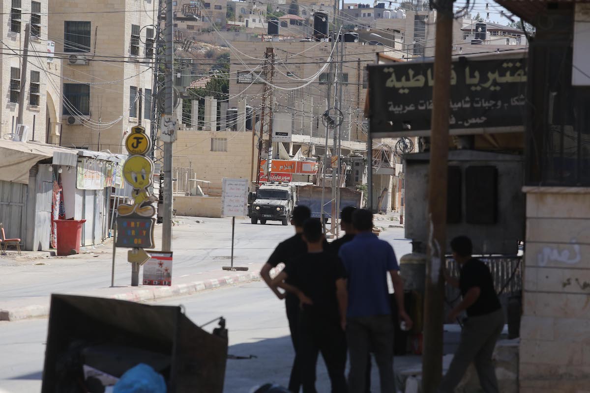 Israeli army arrests 30 Palestinians amid raids across occupied West Bank