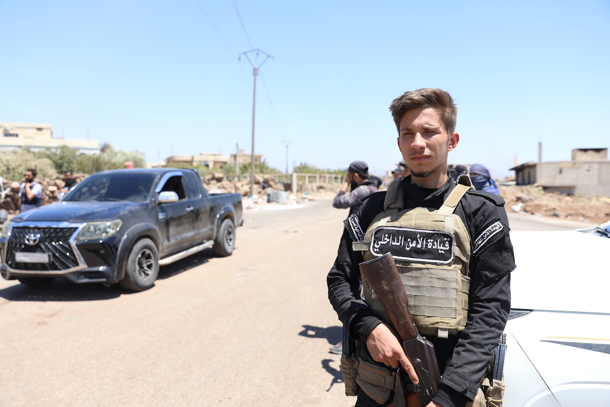 Security forces redeployed to protect civilians, preserve territorial integrity, and maintain public security as clashes continue between Bedouin Arabs and some Druze armed groups in Syria’s southern Suwayda province on July 19, 2025. [İzettin Kasım - Anadolu Agency]