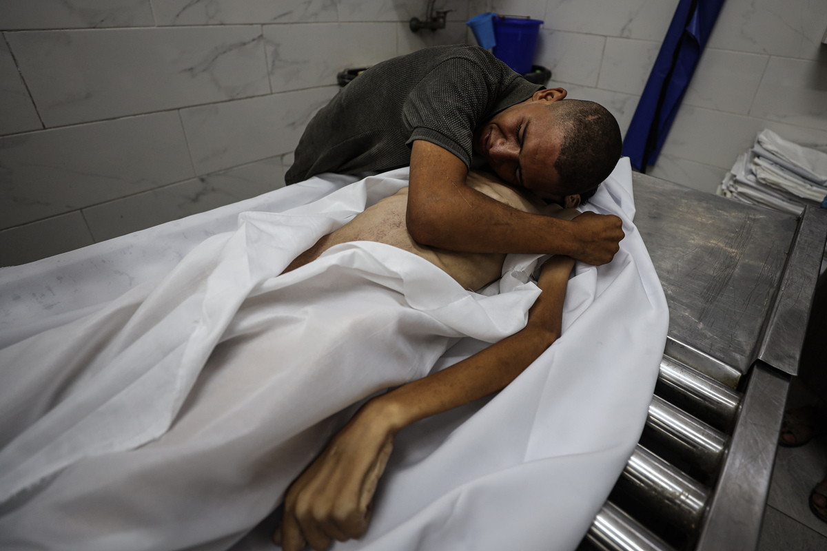 Gaza humanitarian crisis